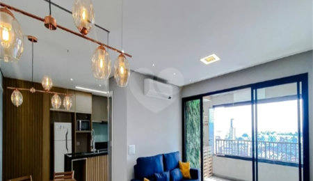 Apartamento à venda com 2 quartos, sendo 1 suíte,  em Brás, São Paulo, SP