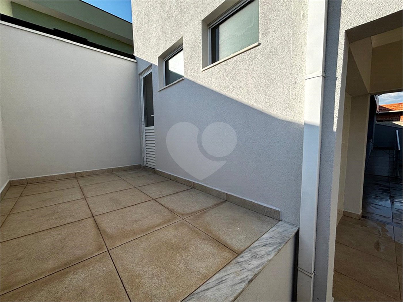 Casa à venda com 2 quartos, sendo 1 suíte, no condomínio Residencial Lagos D Icarai, Salto - SP