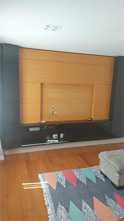 Apartamento à venda com 3 suítes em Vila Andrade, São Paulo, SP