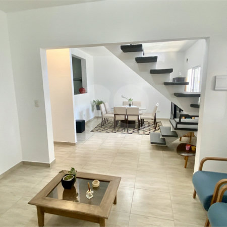 Sobrado à venda com 4 quartos, sendo 1 suíte, em Vila Medeiros, São Paulo, SP