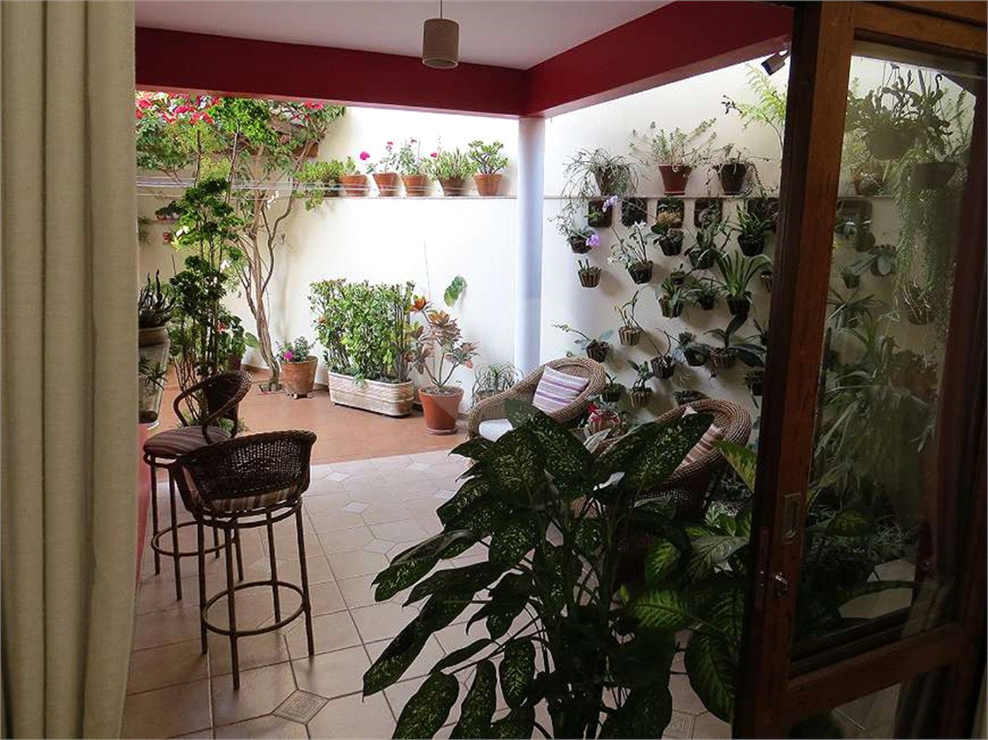 Sobrado à venda com 4 quartos, sendo 1 suíte, em Água Fria, São Paulo, SP