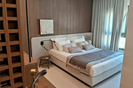 Apartamento à venda com 3 suítes em Moema, São Paulo, SP