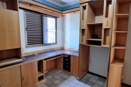 Apartamento à venda com 3 quartos, sendo 1 suíte,  no Centro, Ribeirão Preto, SP