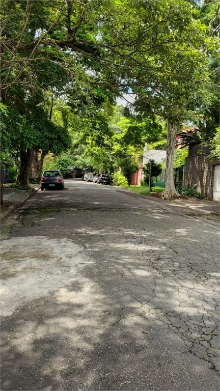 Casa à venda com 4 suítes em Vila Pirajussara, São Paulo, SP