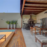 Casa à venda ou para alugar com 5 suítes em Alto da Boa Vista, São Paulo, SP