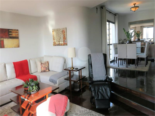 Apartamento à venda com 4 quartos, sendo 2 suítes,  em Morumbi, São Paulo, SP