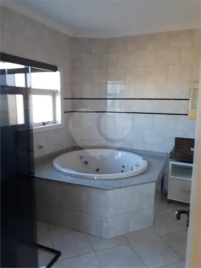 Casa à venda com 3 quartos, sendo 1 suíte, em Condomínio Residencial Terras do Caribe, Valinhos, SP