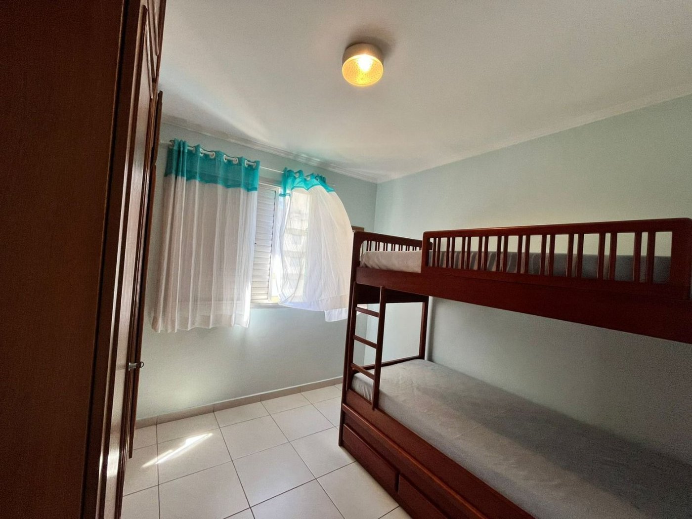 Apartamento à venda, 77 m² por R$ 480.000,00 - Jardim Las Palmas - Guarujá/SP