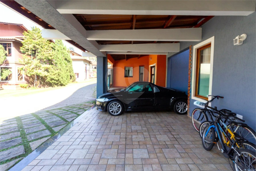 Casa à venda com 3 suítes no condomínio Da Serra, São Paulo - SP