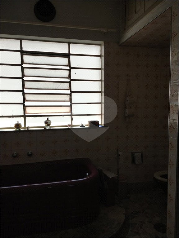 Sobrado à venda com 4 quartos em Sumaré, São Paulo, SP