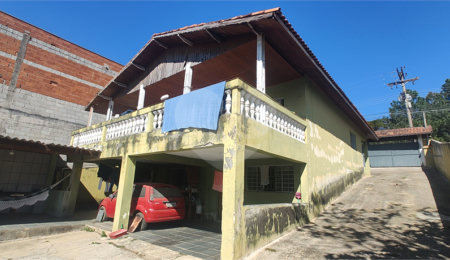 Chácara à venda com 3 quartos, sendo 1 suíte,  no Centro, Nazaré Paulista, SP