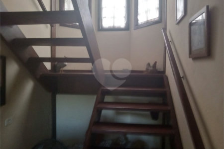 Chácara à venda com 7 quartos, sendo 3 suítes, em Saboó, São Roque, SP