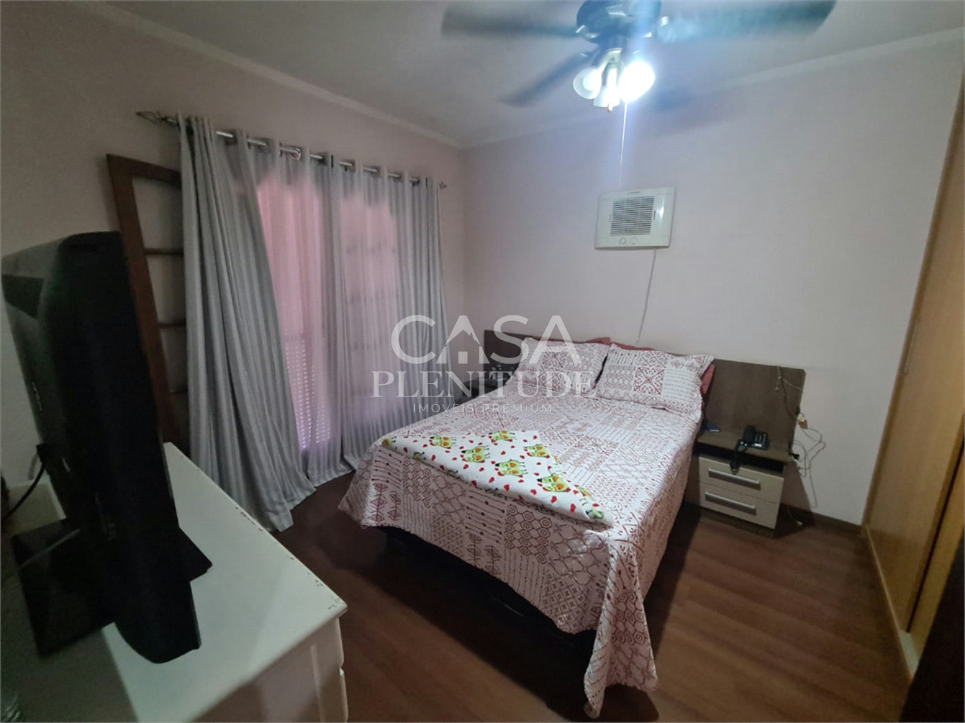 Casa em condomínio à venda com 3 quartos, sendo 1 suíte, em Granja Olga I, Sorocaba, SP