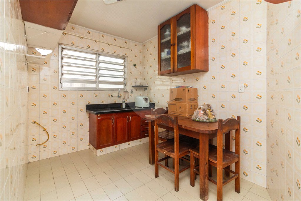 Sobrado à venda com 4 quartos, sendo 1 suíte, em Tremembé, São Paulo, SP