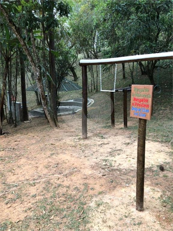 Casa à venda com 4 quartos, sendo 1 suíte, no condomínio Loteamento Haras El Passo, Mairiporã - SP