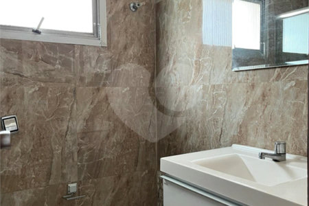 Apartamento à venda com 3 suítes em Aclimação, São Paulo, SP