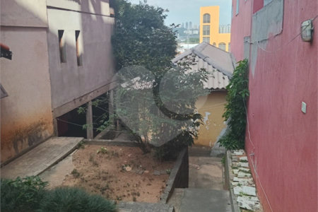 Sobrado à venda com 4 quartos em Vila Santa Edwiges, São Paulo, SP