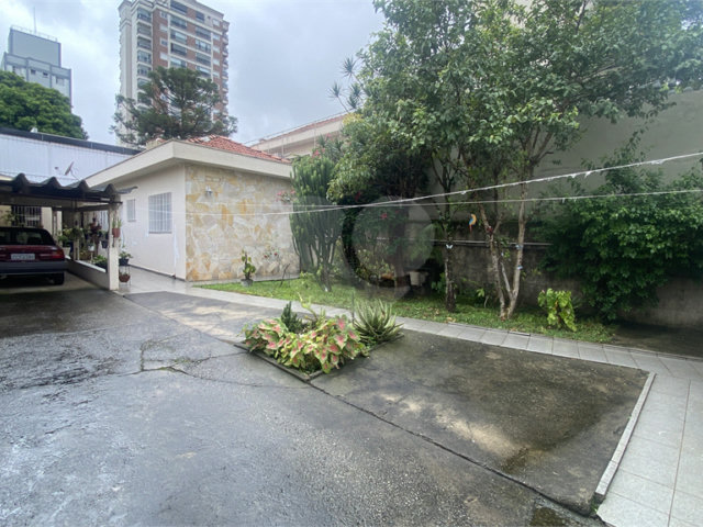 Casa Térrea à venda com 3 quartos, sendo 2 suítes,  em Campo Belo, São Paulo, SP