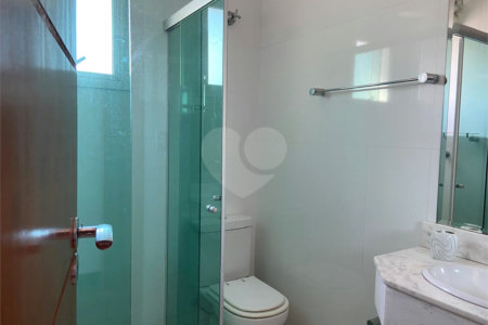 Casa para alugar com 3 quartos, sendo 2 suítes, em Vila Carrão, São Paulo, SP