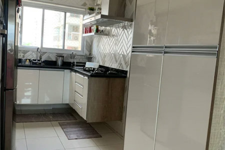 Apartamento à venda com 3 suítes em Lapa, São Paulo, SP