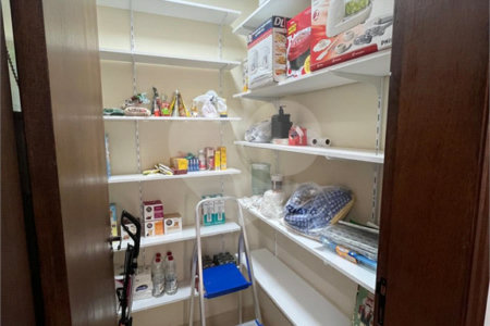 Casa à venda com 3 quartos, sendo 1 suíte, no condomínio Lago da Serra, Araçoiaba da Serra - SP