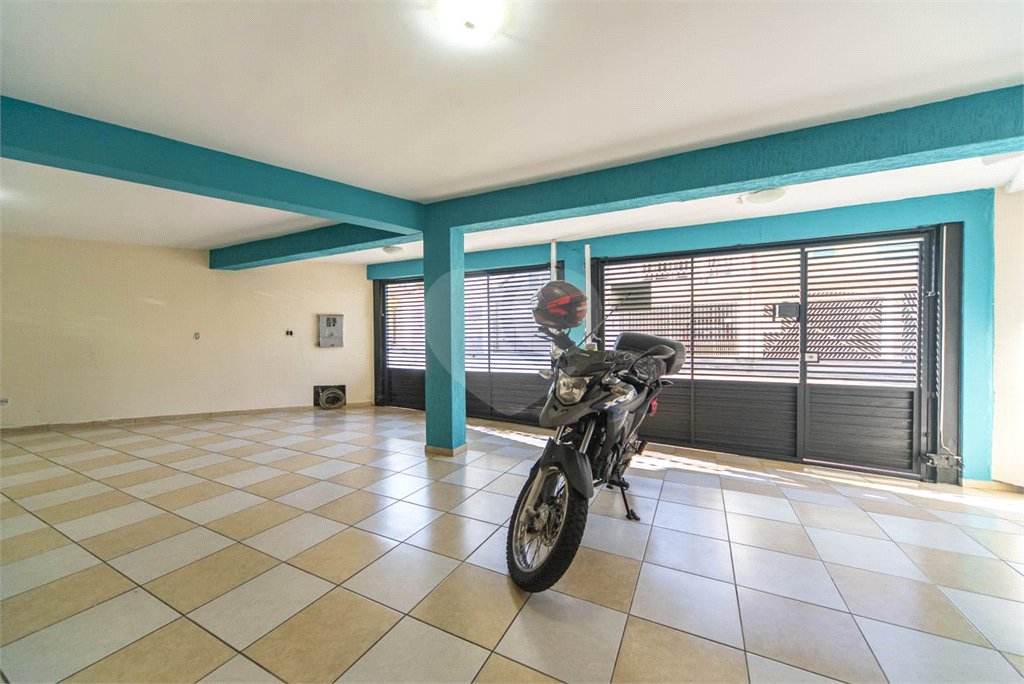 Sobrado à venda ou para alugar com 3 quartos, sendo 2 suítes, em Vila Linda, Santo André, SP