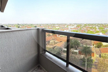 Apartamento à venda com 3 quartos, sendo 1 suíte, no Centro, Três Lagoas, MS