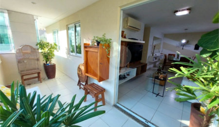 Apartamento à venda com 3 quartos, sendo 1 suíte,  em Recreio dos Bandeirantes, Rio de Janeiro, RJ