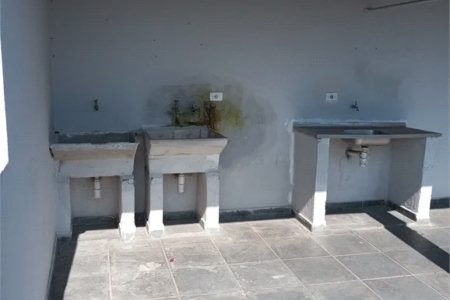 Casa à venda com 3 quartos, sendo 2 suítes, em Jardim Maria Duarte, São Paulo, SP