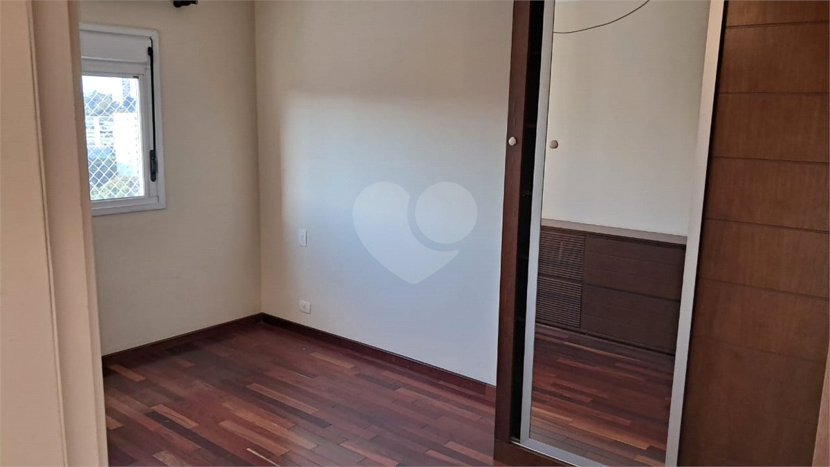 Apartamento à venda com 4 quartos, sendo 2 suítes, em Jardim Marajoara, São Paulo, SP