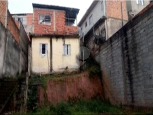 Terreno à venda em Cidade Tiradentes, São Paulo, SP