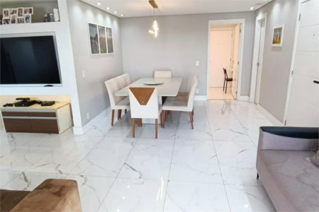 Apartamento à venda com 3 quartos, sendo 1 suíte,  em Jardim Vazani, São Paulo, SP