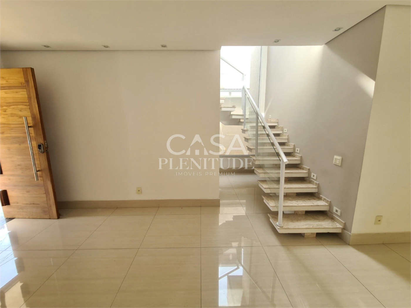 Casa em condomínio à venda com 3 suítes, em Iporanga, Sorocaba, SP