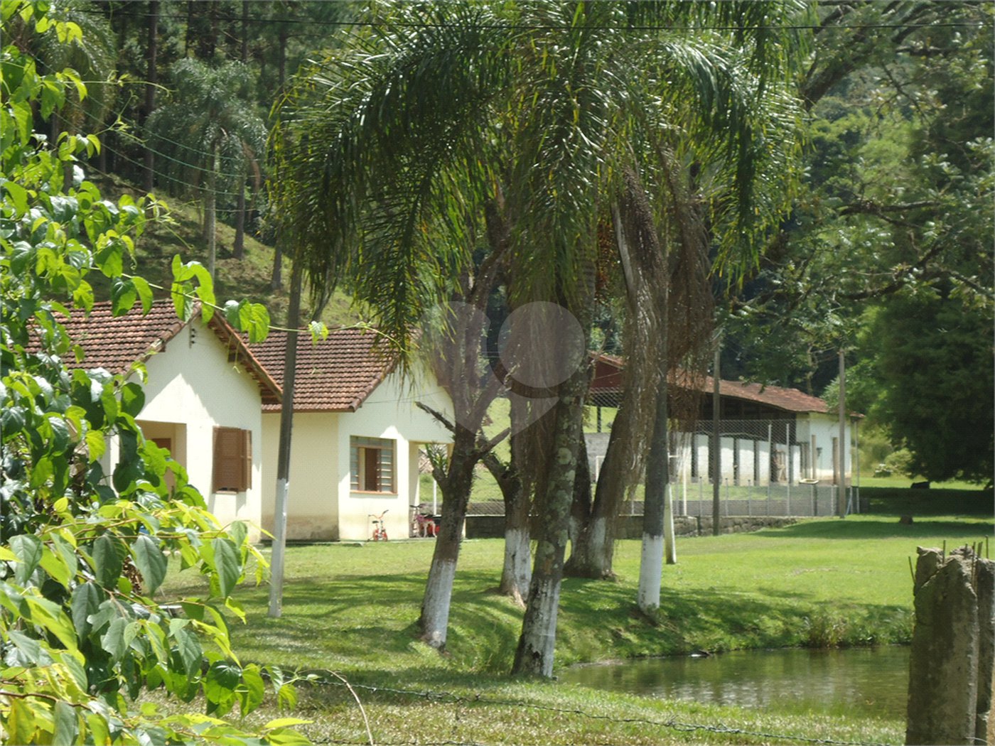 Casa à venda ou para alugar no condomínio Cinco Lagos, Mairiporã - SP