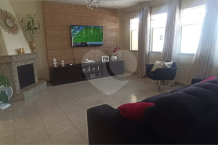 Sobrado à venda com 3 suítes em Vila Mazzei, São Paulo, SP