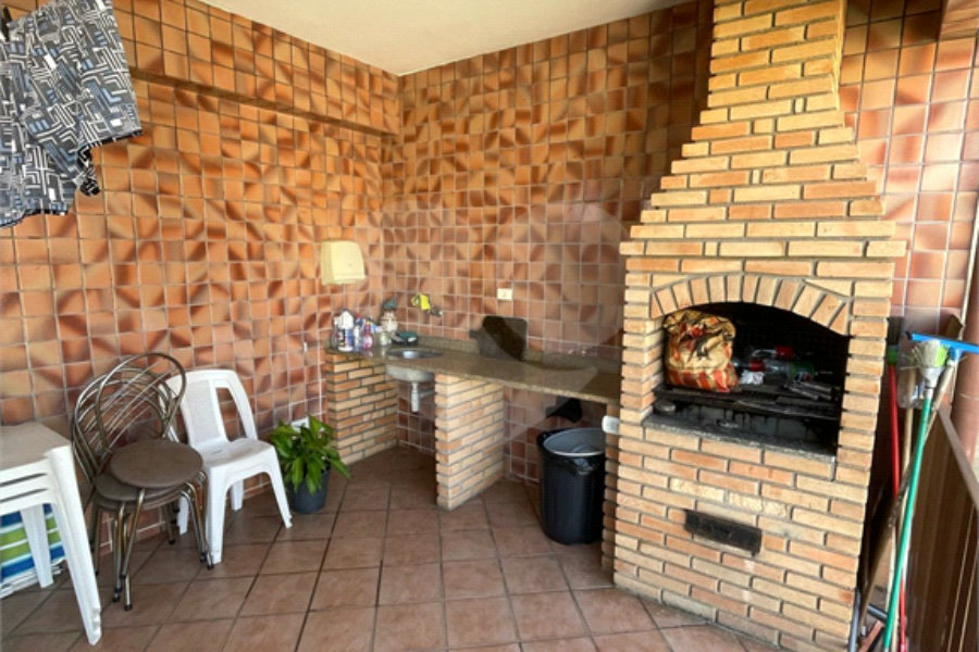 Casa Térrea à venda com 4 quartos, sendo 3 suítes, em Jardim São Paulo(zona Norte), São Paulo, SP