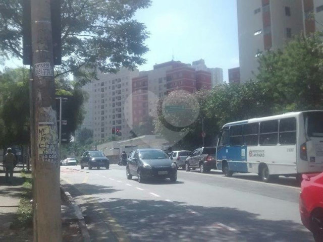 Terreno à venda em Imirim, São Paulo, SP