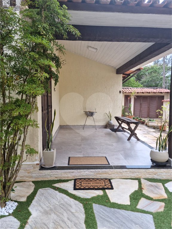 Casa em condomínio à venda com 3 quartos em Praia Rasa, Armação dos Búzios, RJ