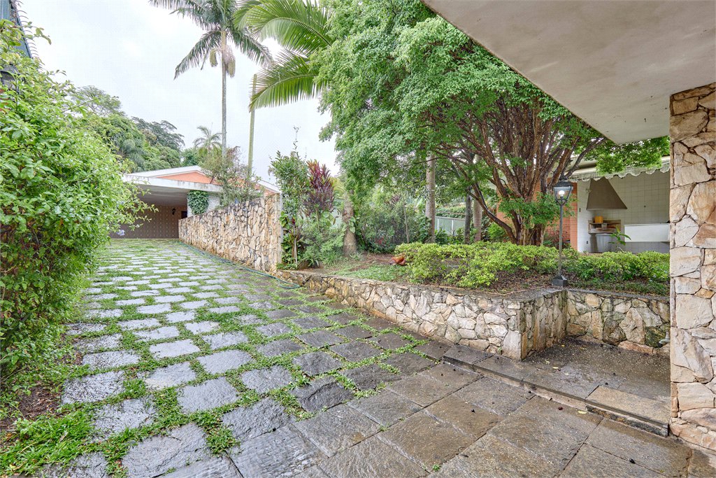 Casa Térrea à venda com 3 quartos, sendo 1 suíte, em Chácara Monte Alegre, São Paulo, SP