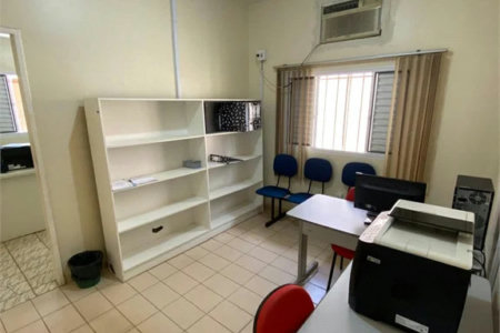 Casa à venda com 5 quartos no Centro, Balsas, MA