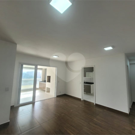 Apartamento à venda com 3 quartos, sendo 1 suíte, em Barra Funda, São Paulo, SP