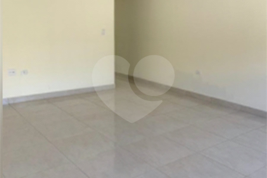 Sobrado à venda com 3 quartos, sendo 1 suíte,  em Horto, São Paulo, SP