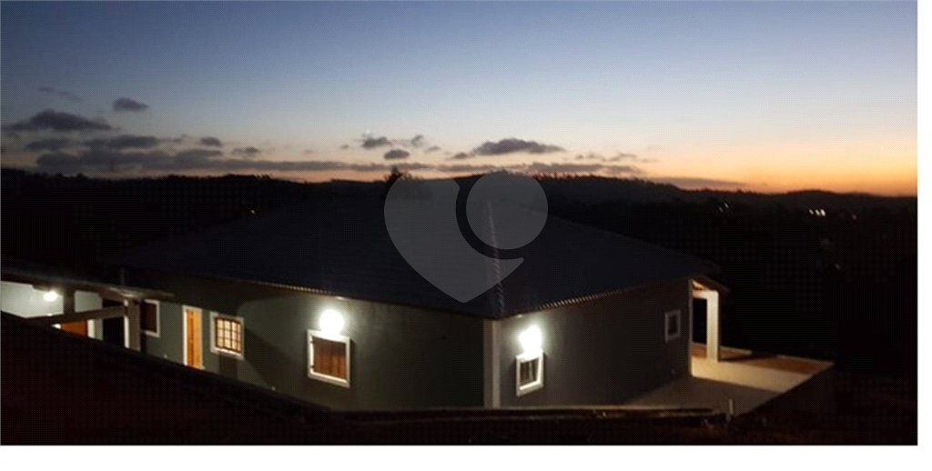 Chácara à venda com 3 suítes em Jundiaizinho (terra Preta), Mairiporã, SP