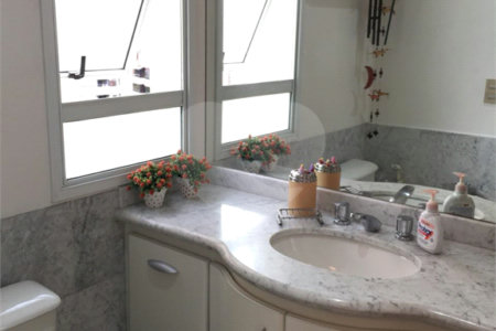 Apartamento à venda com 4 suítes em Vila Suzana, São Paulo, SP