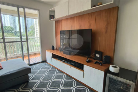 Apartamento à venda com 3 quartos, sendo 2 suítes, em Lar São Paulo, São Paulo, SP