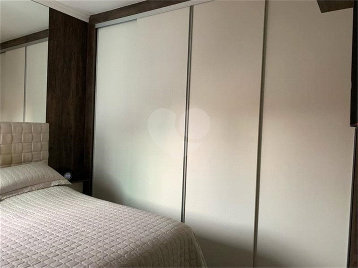 Casa à venda com 3 quartos, sendo 1 suíte, no condomínio Res Means do Campo II, São Paulo - SP