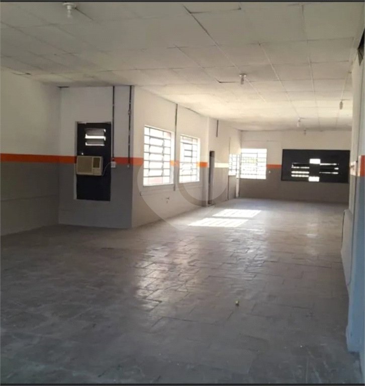 Prédio à venda em Bom Retiro, São Paulo, SP