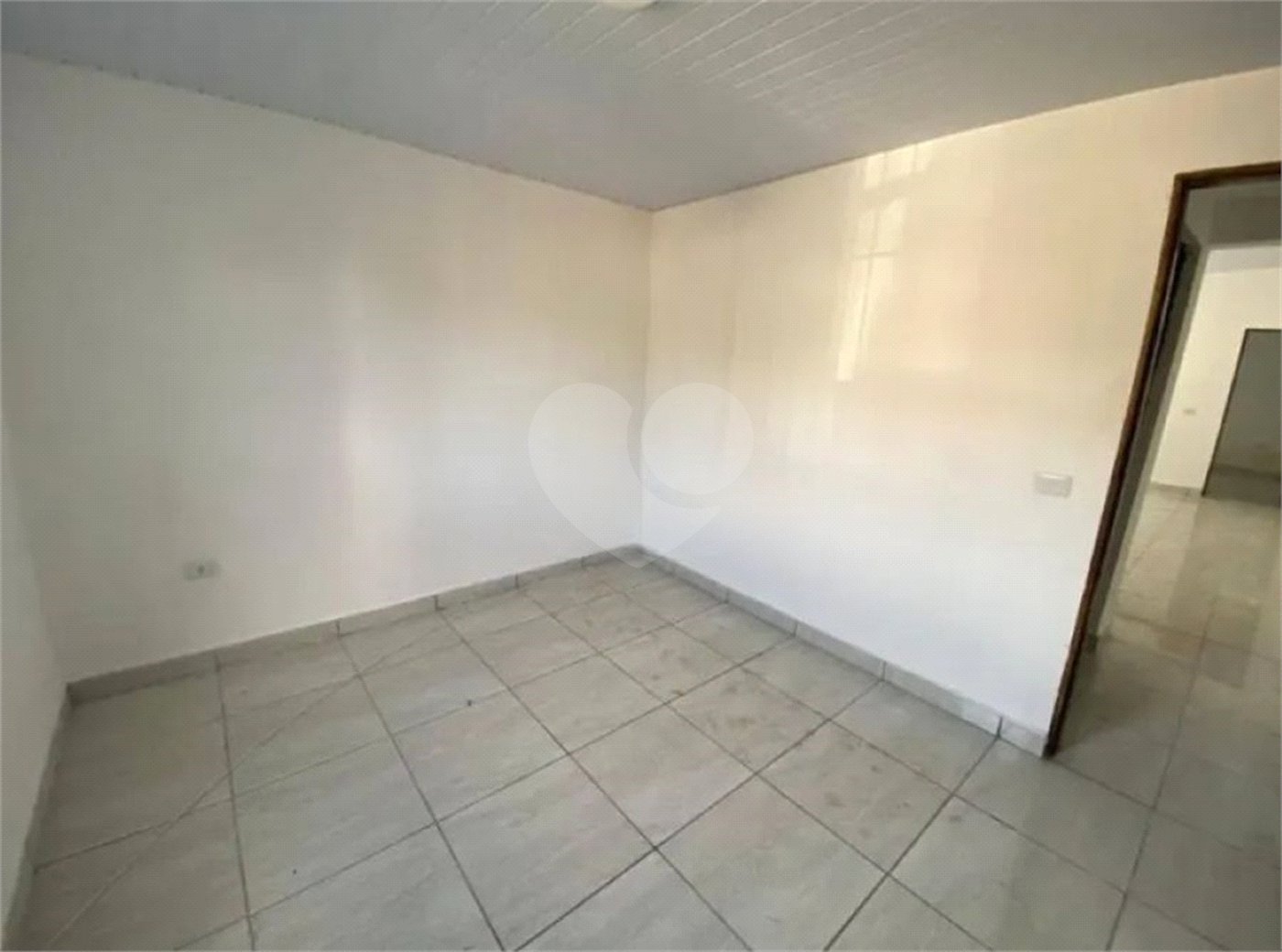 Casa Térrea à venda com 2 quartos em Vila Santa Helena, Atibaia, SP