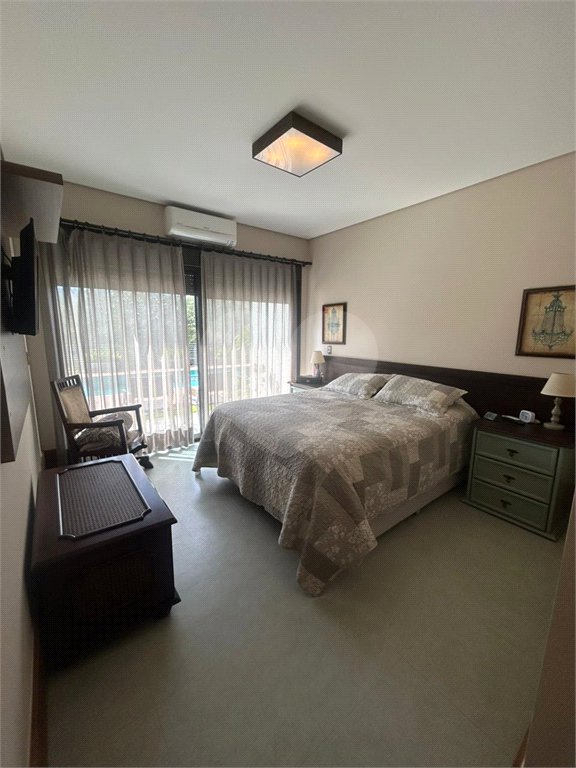 Casa à venda com 3 suítes no condomínio Campo de Toscana, Vinhedo - SP