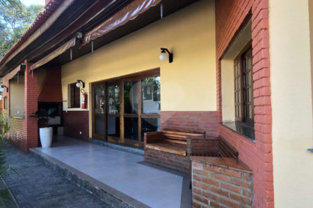 Casa à venda com 3 quartos, sendo 1 suíte, no condomínio Greenland, São Paulo - SP